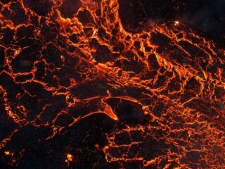 Los científicos muestran su perplejidad ante el nuevo yacimiento de oro emanado de un volcán