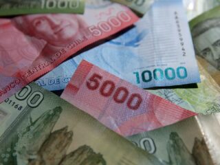 Gobierno paga hasta $42 mil por cada carga: revisa con tu RUT si te corresponde