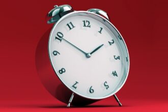 Chile adelanta los relojes: confirman la fecha oficial del próximo cambio de hora 2025