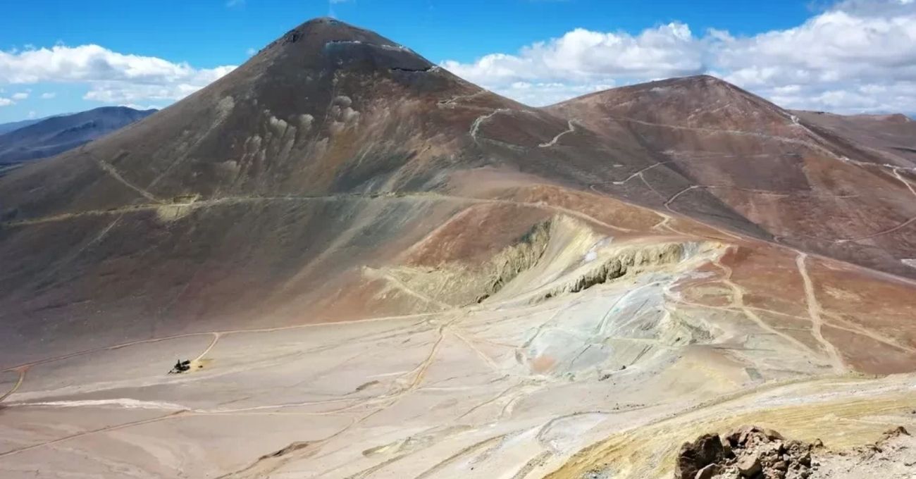 El mayor hallazgo minero del siglo en Argentina cambia el panorama regional y deja a Chile en pausa