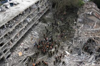 Irán busca respaldo estratégico en Moscú tras ataques de EE. UU. a sus instalaciones nucleares