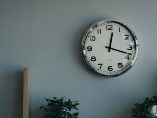 Cambio de hora en Chile: ¿Cuándo regresa el horario de verano?