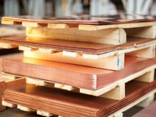 Crisis global del cobre: inventarios mínimos y tensión en los mercados
