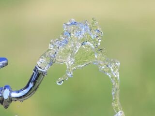 Subsidio al Agua Potable 2025: Cómo acceder al beneficio que cubre hasta el 100% del consumo