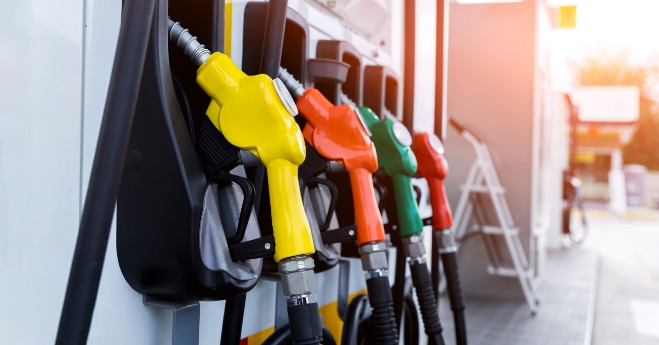 Alza de combustibles este 26 de junio: fuerte subida en la parafina y aumento en las bencinas