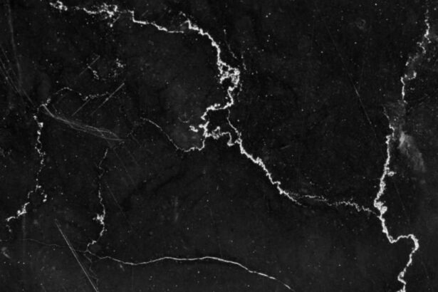 Chile descubre tesoro mineral oculto: el mármol negro de Atacama podría revolucionar el mercado global