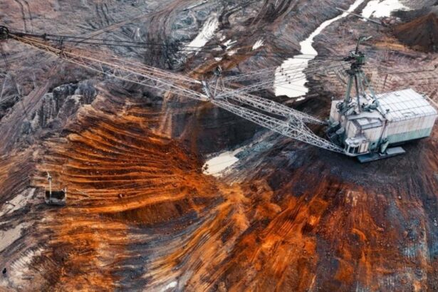 Prohibición china de exportar minerales críticos enciende alertas globales