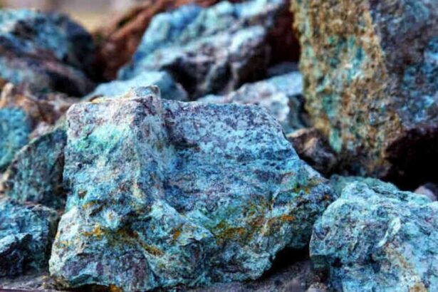 Para esto sirve el “oro azul”: El mineral que podría revolucionar la tecnología desde Chile