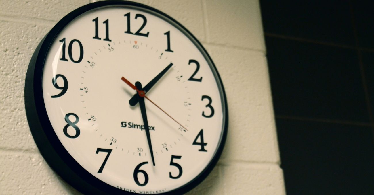 Termina el horario de invierno: ¿Cuándo debes adelantar tu reloj en Chile?