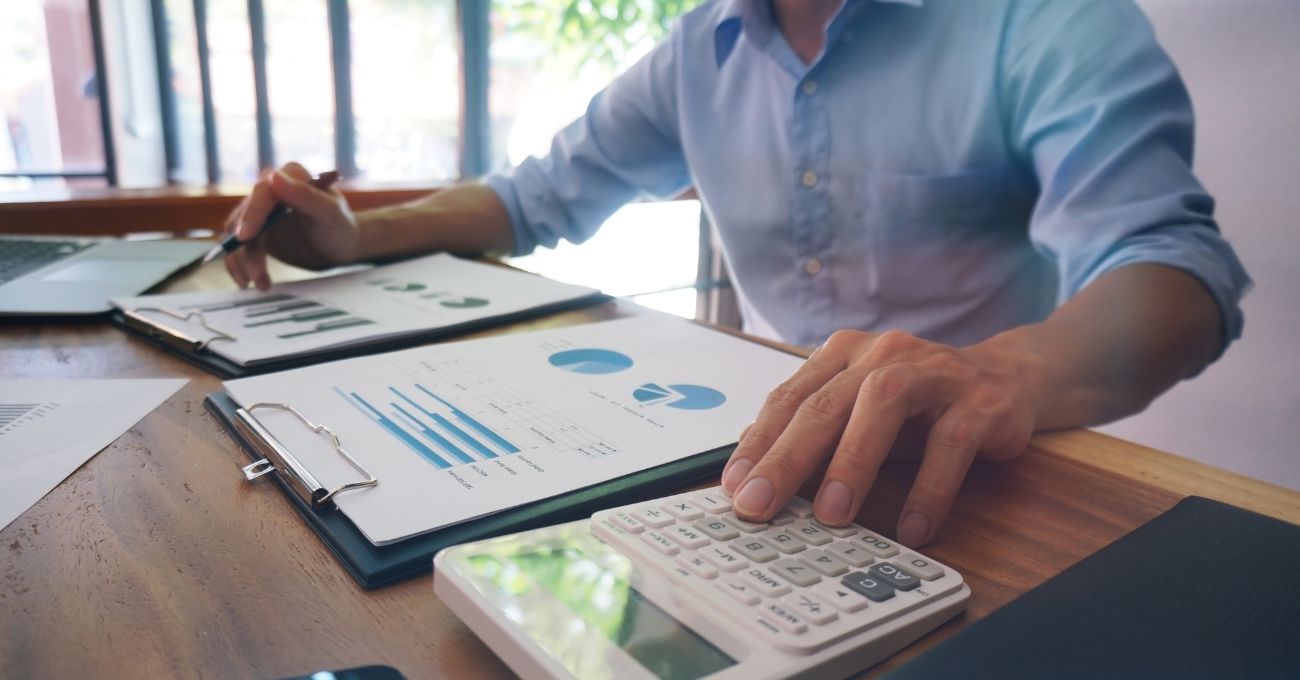Cómo Maximizar tu Devolución de Impuestos: Claves para Entender la Retención del 10% en Boletas de Honorarios en Chile