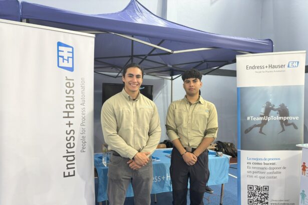 Endress+Hauser presente con alumnos duales en la primera Feria Tecnológica de Aprimin