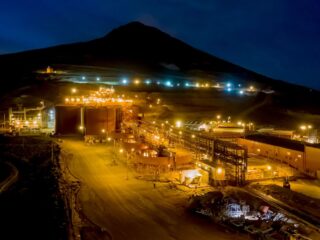 Andean Precious Metals Amplía Operaciones en Bolivia: Adquiere 7 Millones de Toneladas de Mineral para Potenciar Producción de Plata