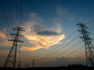 Acera A.G. propone ampliar subsidio eléctrico a 2 millones de hogares chilenos para 2027, asegurando una transición energética justa y sostenible