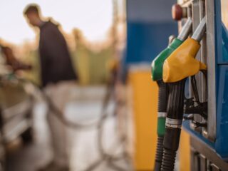 ENAP anuncia histórica reducción en precio del GLP vehicular: cae $26,7 por litro junto a bajas en diésel y gasolinas