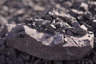 Codelco Ventanas lidera innovación en economía circular con reutilización de escoria de cobre en proyectos urbanos