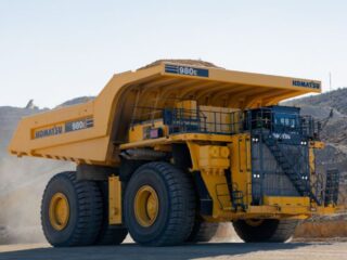 Komatsu Busca Talentos: Oportunidades de Empleo en Electromecánica y Más en Chile, Junio 2025