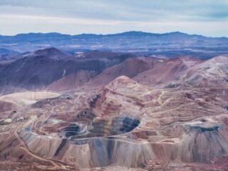 Vortex Metals descubre ricas vetas de cobre, plata y oro en Illapel, Chile: Potencial minero comparable al depósito El Espino