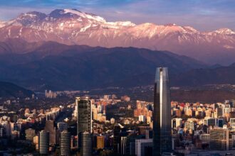 Anglo American y Enel X lanzan ambicioso plan para reemplazar 57 mil calefactores y mejorar la calidad del aire en Santiago