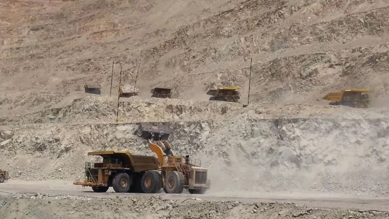 Vortex Metals reporta hallazgos prometedores de cobre y oro en el Proyecto Illapel, Chile: Avances y futuras exploraciones