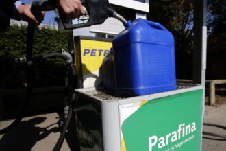Baja de $4 en parafina alivia costos de calefacción en hogares chilenos durante el invierno