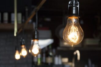 Empresas Eléctricas Refuerzan Preparativos de Invierno: Nuevos Planes de Contingencia para Enfrentar Emergencias Climáticas