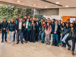 Expertos debaten futuro del litio y el hidrógeno verde en Chile: Claves para la carbono neutralidad y liderazgo global en energías limpias