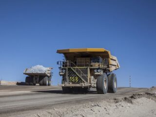Industria minera adopta enfoque comunitario y ecológico para mejorar responsabilidad ambiental y relaciones locales