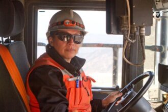 Participación femenina en la minería chilena se duplica y alcanza el 21,8% en 2025, liderando cambios y desafíos en el sector