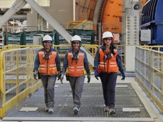 Minera Los Pelambres alcanza el 29% de participación femenina y lidera la inclusión en la industria minera de Chile