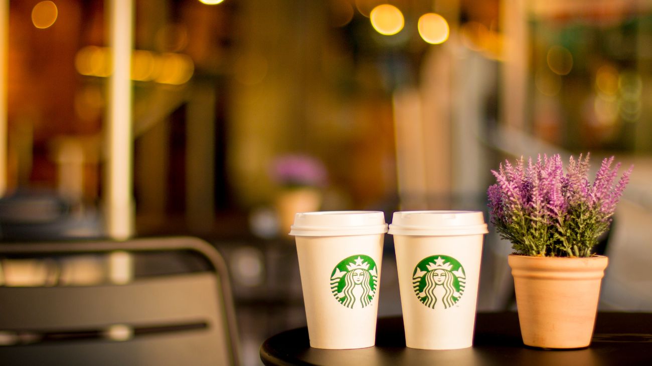 Descuentos Semanales en Starbucks: Aprovecha hasta un 30% con Tarjetas y Apps Seleccionadas este Invierno