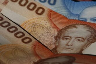 Aumento del sueldo mínimo en Chile a $529.000 desde mayo 2025: Impactará a 950 mil trabajadores y ajustará bonos subsidiarios
