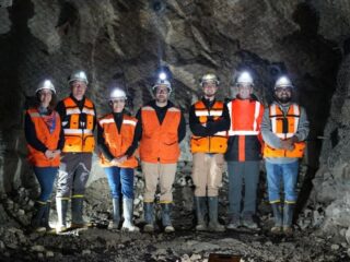 Acuerdo CIPTEMIN-UAI Impulsa Innovación en Minería con Tecnología Avanzada en Escuela Mina Planta Chancón