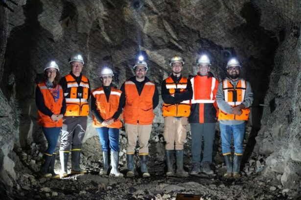 Acuerdo CIPTEMIN-UAI Impulsa Innovación en Minería con Tecnología Avanzada en Escuela Mina Planta Chancón