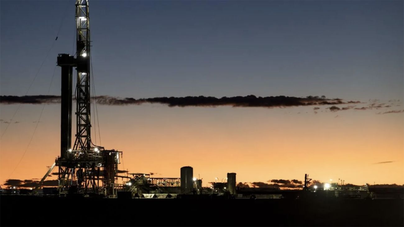 Argentina alcanza superávit comercial energético de US$ 3.015 millones en 2025, impulsado por fuertes exportaciones de petróleo a EE.UU. y Chile