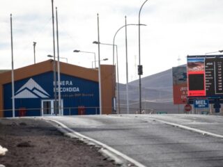 Minera Escondida retiene sueldos de 81 trabajadores tras fallo judicial sobre negociación colectiva ilegal de 2019