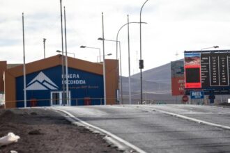 Minera Escondida retiene sueldos de 81 trabajadores tras fallo judicial sobre negociación colectiva ilegal de 2019
