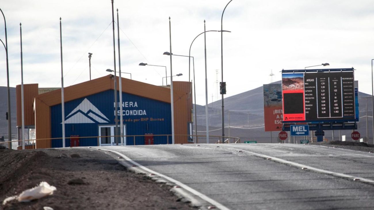 Minera Escondida retiene sueldos de 81 trabajadores tras fallo judicial sobre negociación colectiva ilegal de 2019