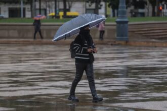 Lluvias y aguanieve este fin de semana en Santiago y San José: Consulta el pronóstico actualizado para tu localidad