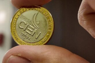 Banco Central de Chile celebra su centenario con nueva moneda de $100: detalles y fecha de circulación