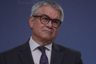 Ministro de Hacienda implementará compensación ante histórico aumento del precio de parafina en la Región Metropolitana