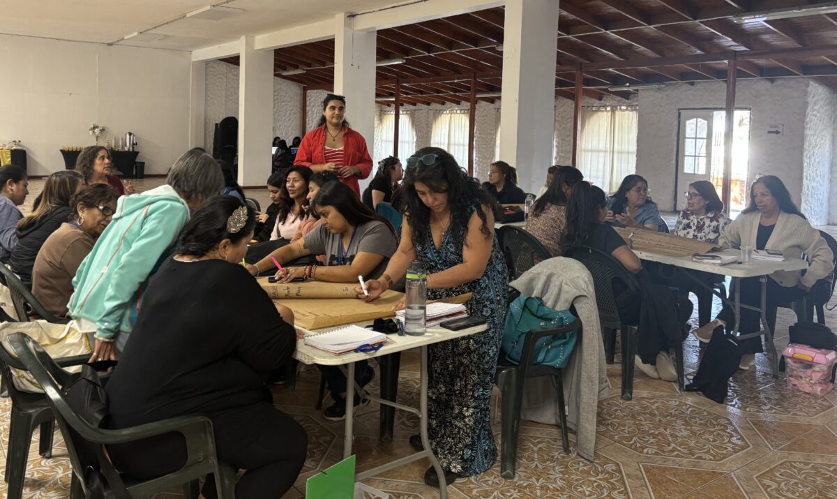 Red Emprende Mujeres: estrategia universitaria fortalece a más de 90 micro emprendedoras en la Región de Antofagasta Red Emprende Mujeres: estrategia universitaria fortalece a más de 90 micro emprendedoras en la Región de Antofagasta