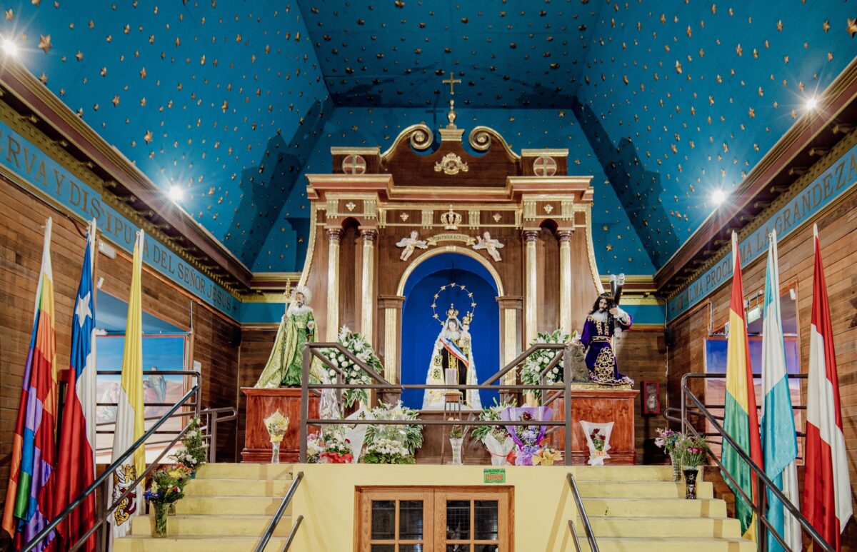 Comienza inédito proyecto de restauración de Virgen del Carmen de La Tirana Comienza inédito proyecto de restauración de Virgen del Carmen de La Tirana