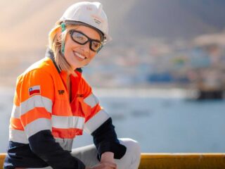 Oportunidades laborales en minería: BHP Chile busca talento hoy