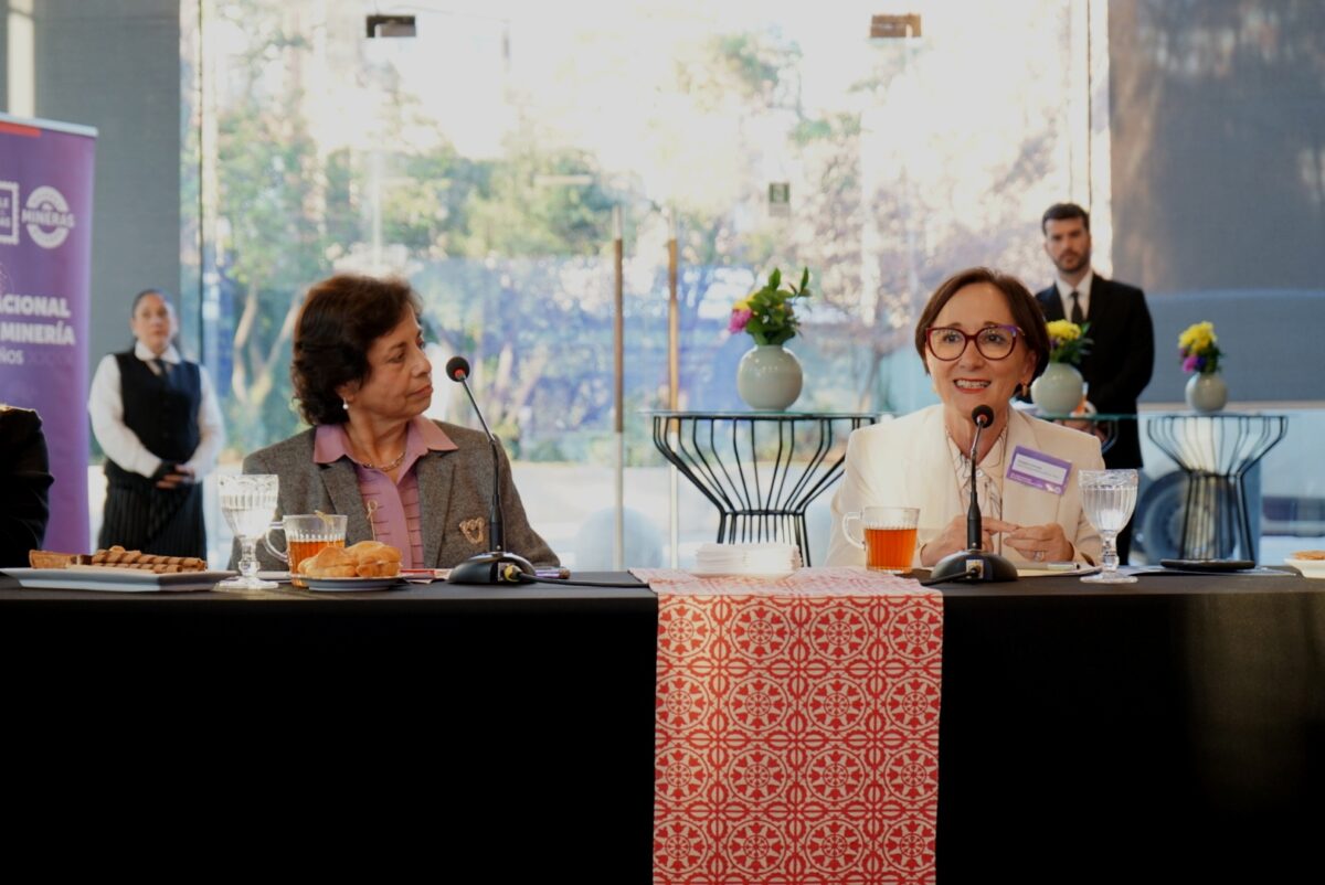 Ministerio de Minería inicia convocatoria para segunda versión de “Premio Karen Poniachik” Ministerio de Minería inicia convocatoria para segunda versión de “Premio Karen Poniachik”