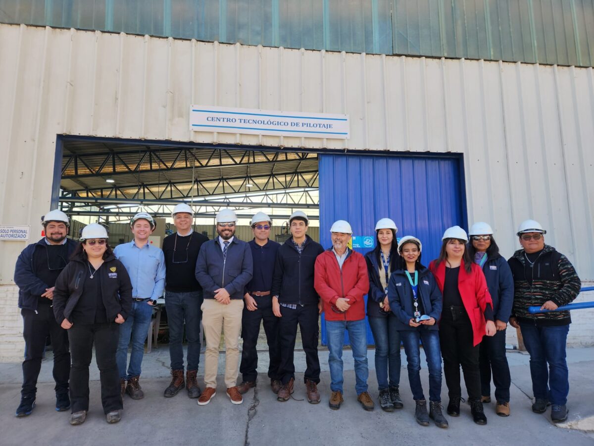Director del Instituto Nacional de Litio y Salares visita planta piloto de SIMCO Lithium Director del Instituto Nacional de Litio y Salares visita planta piloto de SIMCO Lithium