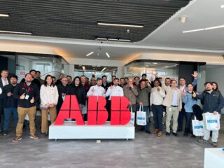 ABB en Chile presenta nuevas soluciones para eficiencia y continuidad de procesos industriales