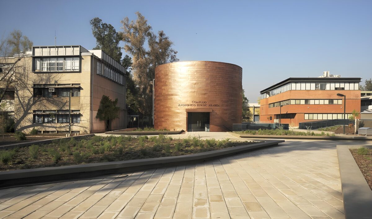 Universidad Católica refuerza cooperación académica con Bélgica durante Visita de Estado real