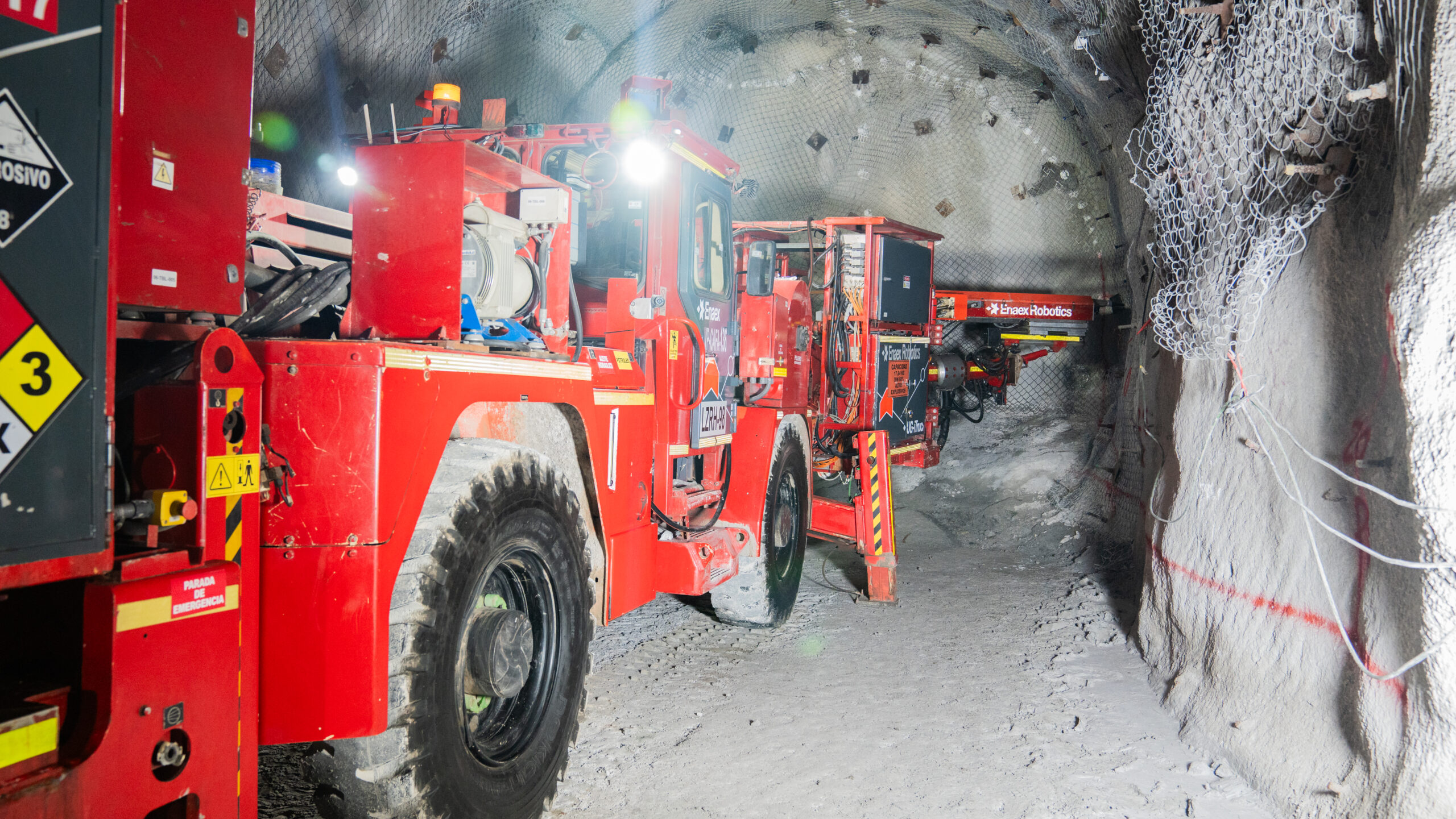 ENAEX y CODELCO realizan la Primera Tronadura Subterránea 100% teleoperada del mundo