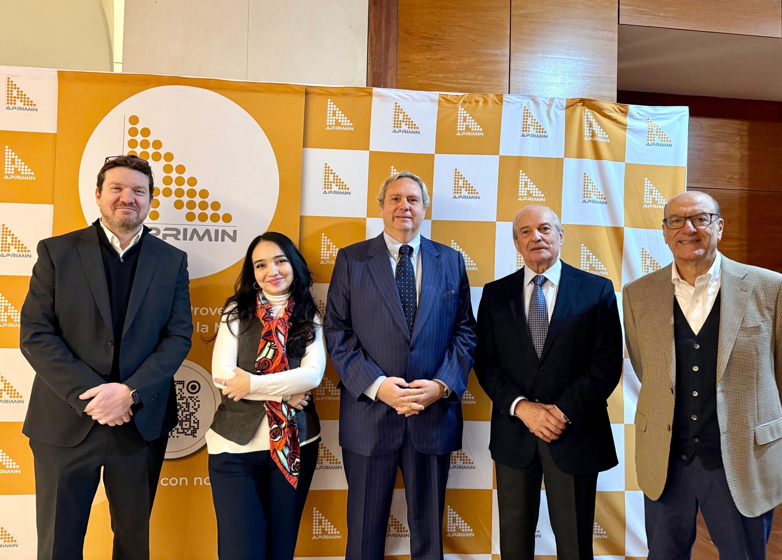 Pedro Correa de BHP expone hoja de ruta de inversiones por US$ 17 billones ante socios de APRIMIN