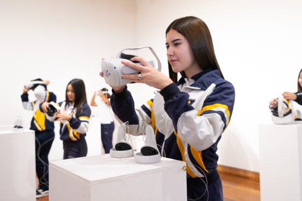 Más de dos mil personas han visitado exposición “Museo Newton” en Sala de Arte Casa Collahuasi